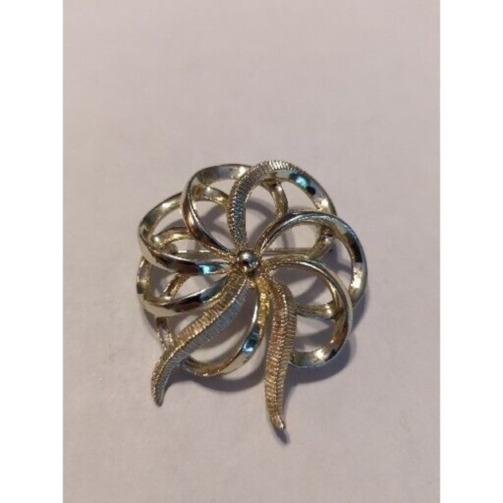 Star Brand Silver Tone Metal Brooch Curved Scroll Loops Circles Vintage